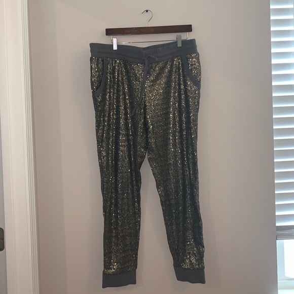 Mossimo Supply Co. Pants - Mossimo Gray & Gold Bedazzled pants size XL